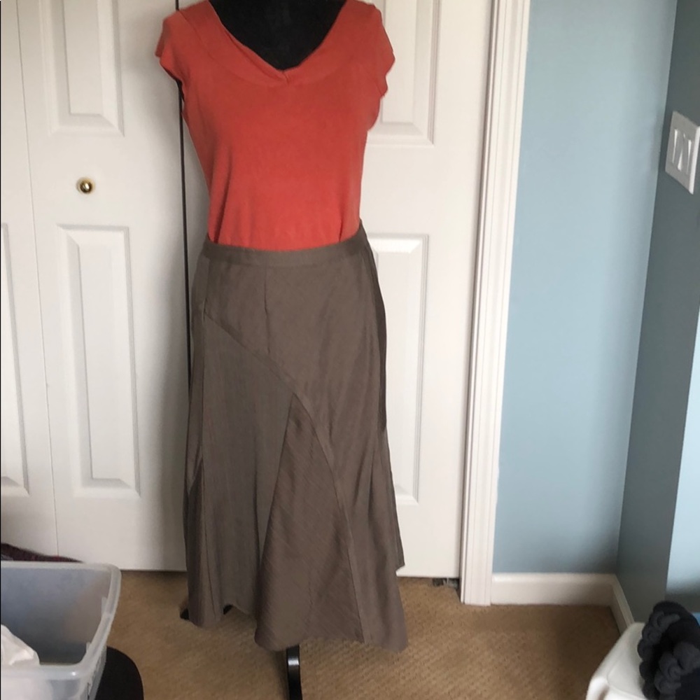 Short sleeve top mid length JJill  lined skirt